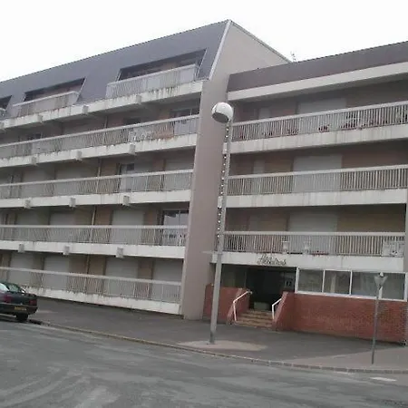 Apartment Annonce Professionnelle. Bel Vue Pour 4 Personnes Avec Parking Prive Berck